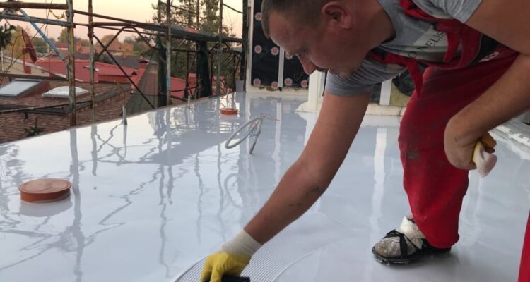 Hidroizolație balcoane, protecție durabilă împotriva infiltrațiilor și umezelii